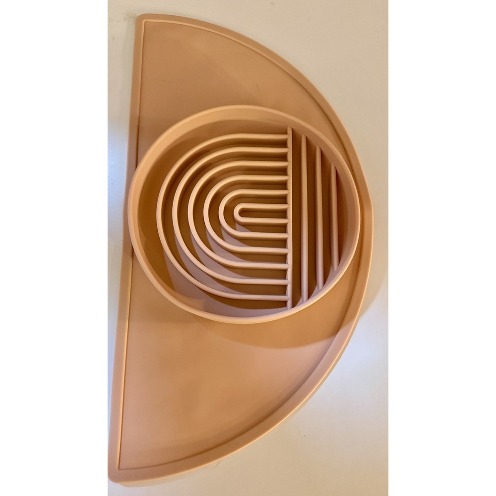 Should We Go? Slow Feeder Pet Bowl & Placemat Set Tan/Peach Silicone NEW